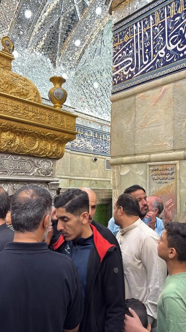 محل دفن لسانالواعظین (السلطان اشرف الواعظین،قمر الواعظین،شمس الواعظین)